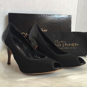 Donald J Pliner Zobra Heels